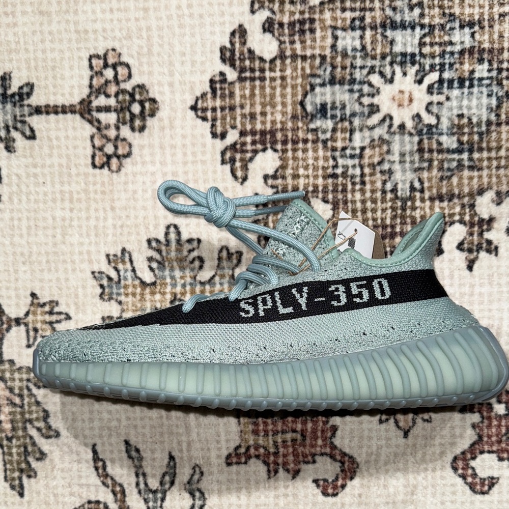 Yeezy Boost 350 V2 Salt
